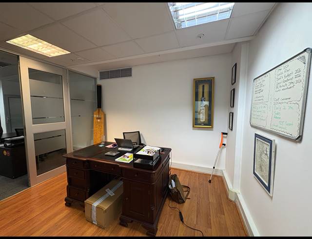 105M² OFFICE TO LET IN CLAREMONT